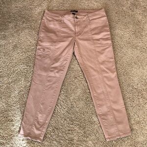 White House Black Market Stylish Women’s Tan Cargo Pants, Size